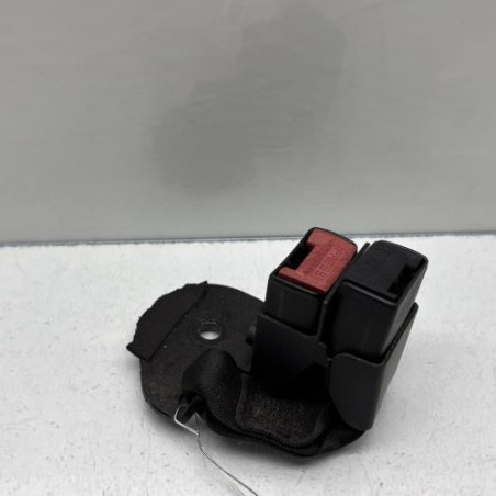 Attache ceinture arriere gauche RENAULT CLIO 2 Photo n°1