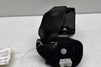Attache ceinture arriere gauche RENAULT CLIO 2