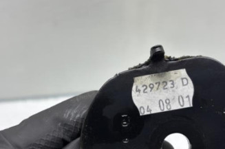 Attache ceinture arriere gauche RENAULT CLIO 2