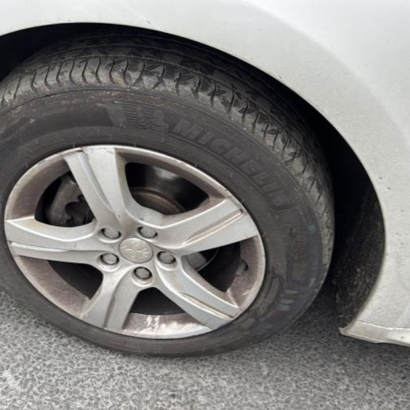 Feu arriere secondaire droit (feux) PEUGEOT 508 1 SW Photo n°20