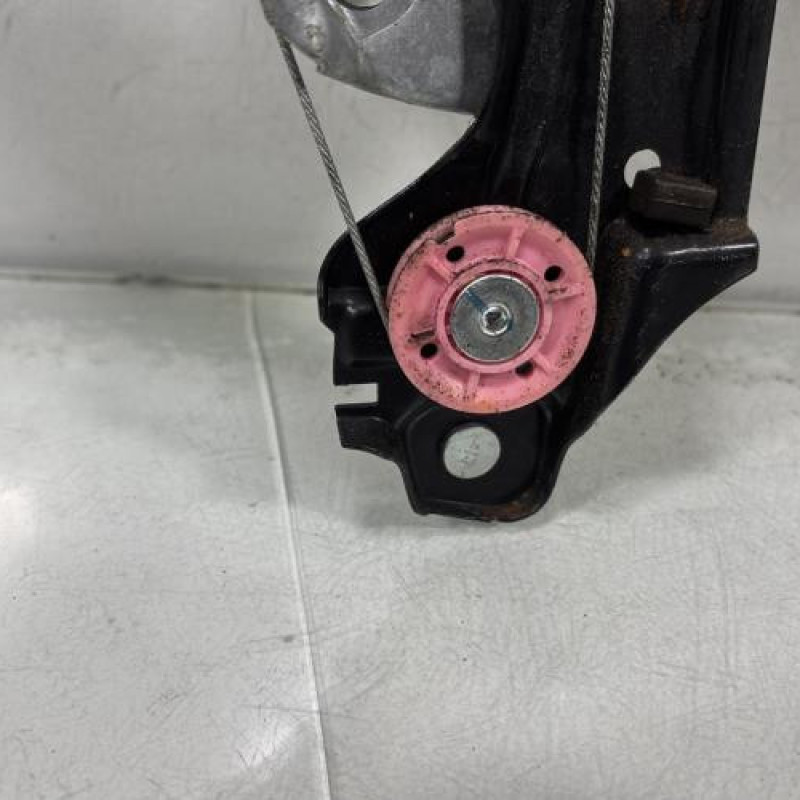 Leve vitre electrique arriere gauche PEUGEOT 508 1 SW Photo n°5