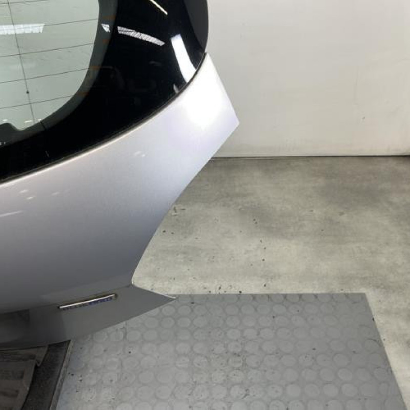 Malle/Hayon arriere PEUGEOT 208 1 Photo n°4