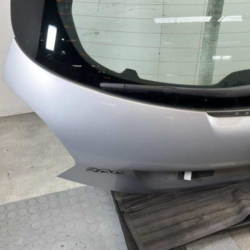 Malle/Hayon arriere PEUGEOT 208 1 Photo n°5