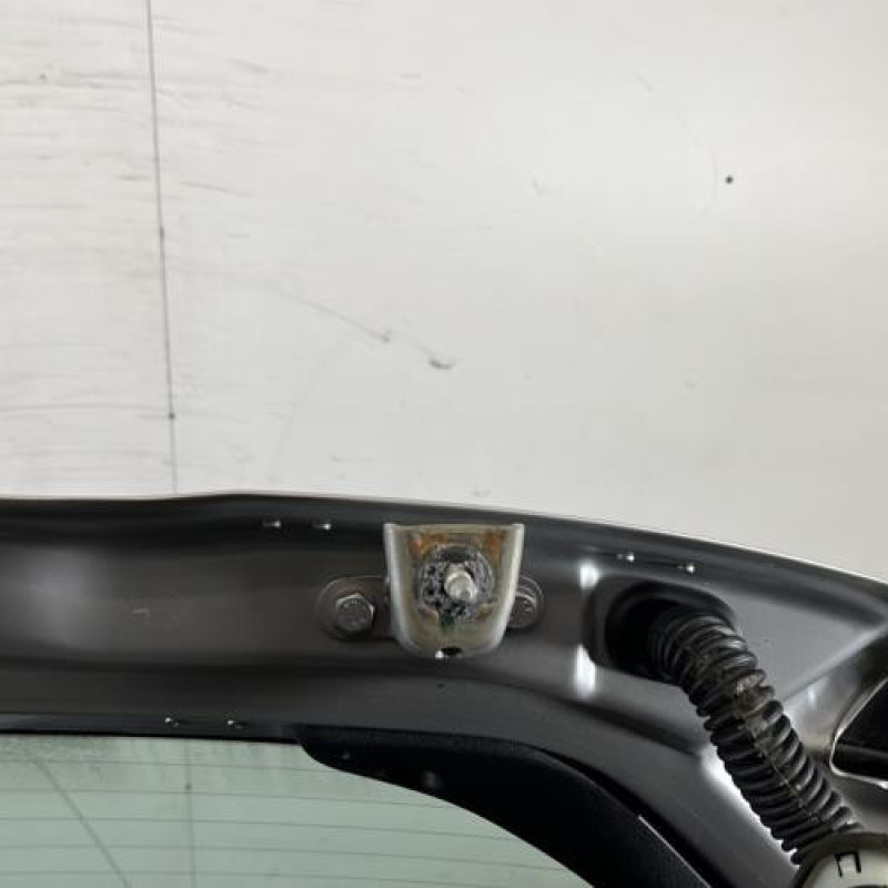 Malle/Hayon arriere PEUGEOT 208 1 Photo n°7