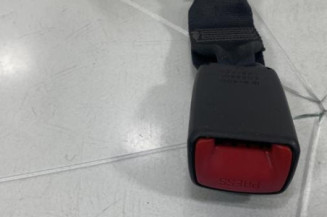 Attache ceinture arriere gauche TOYOTA YARIS 2
