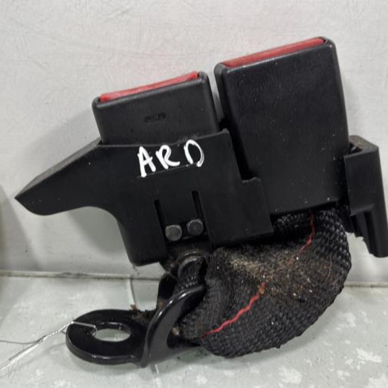 Attache ceinture arriere droit RENAULT CLIO 3 Photo n°1