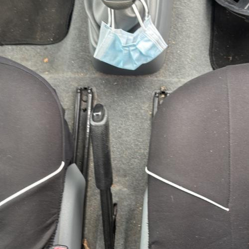 Attache ceinture arriere droit RENAULT TWINGO 1 Photo n°16