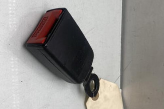 Attache ceinture arriere gauche RENAULT TWINGO 1