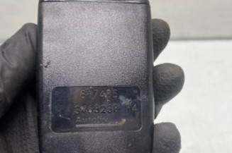 Attache ceinture arriere gauche RENAULT TWINGO 1