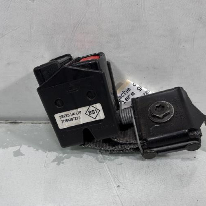 Attache ceinture arriere gauche RENAULT CLIO 2 Photo n°1