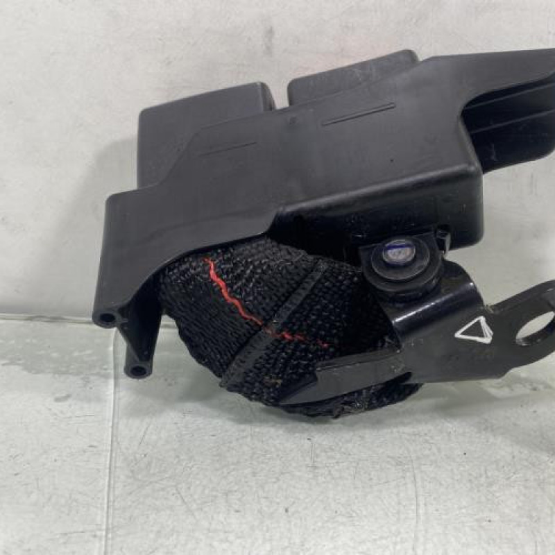 Attache ceinture arriere droit RENAULT CLIO 3 Photo n°2