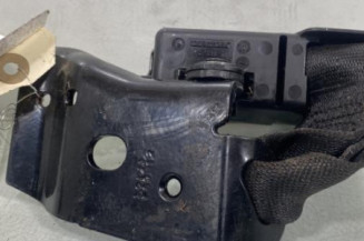 Attache ceinture arriere gauche RENAULT CLIO 3