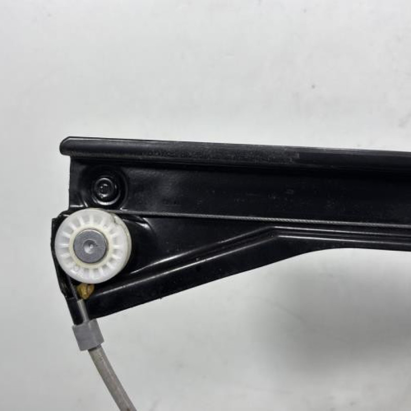 Leve vitre electrique avant droit VOLKSWAGEN POLO 5 Photo n°4