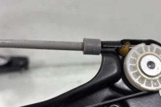 Leve vitre electrique avant droit VOLKSWAGEN POLO 5