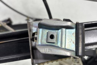 Leve vitre electrique avant droit VOLKSWAGEN POLO 5