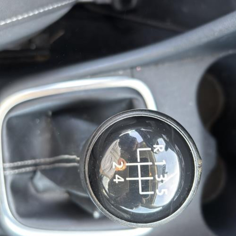 Leve vitre electrique avant droit VOLKSWAGEN POLO 5 Photo n°16