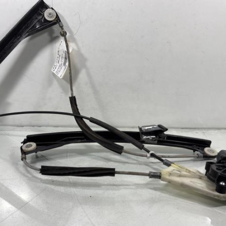 Leve vitre electrique avant gauche VOLKSWAGEN POLO 5 Photo n°1