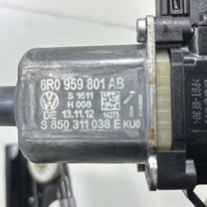 Leve vitre electrique avant gauche VOLKSWAGEN POLO 5 Photo n°9