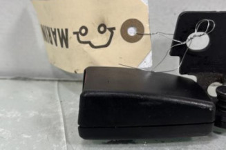 Attache ceinture arriere gauche OPEL CORSA D