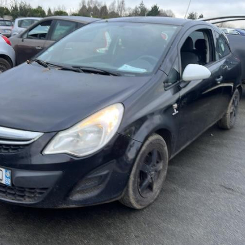 Attache ceinture arriere gauche OPEL CORSA D Photo n°7