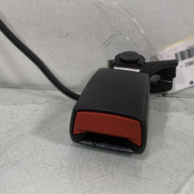 Attache ceinture arriere droit KIA CEE-D 2 Photo n°2