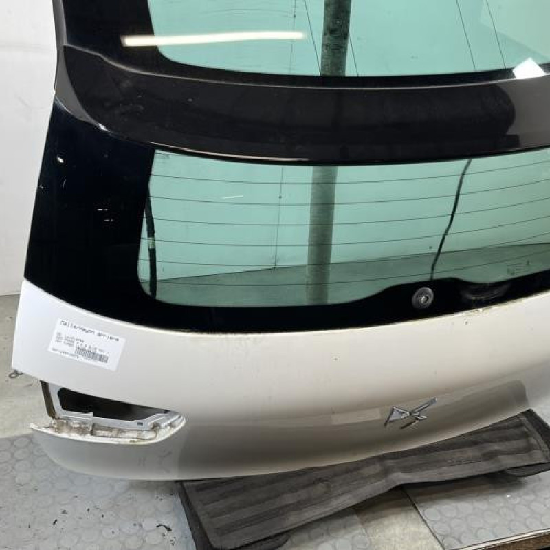 Malle/Hayon arriere DS DS5 Photo n°5