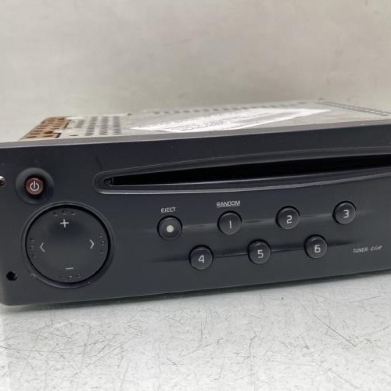 Autoradio d'origine RENAULT CLIO 2 Photo n°1