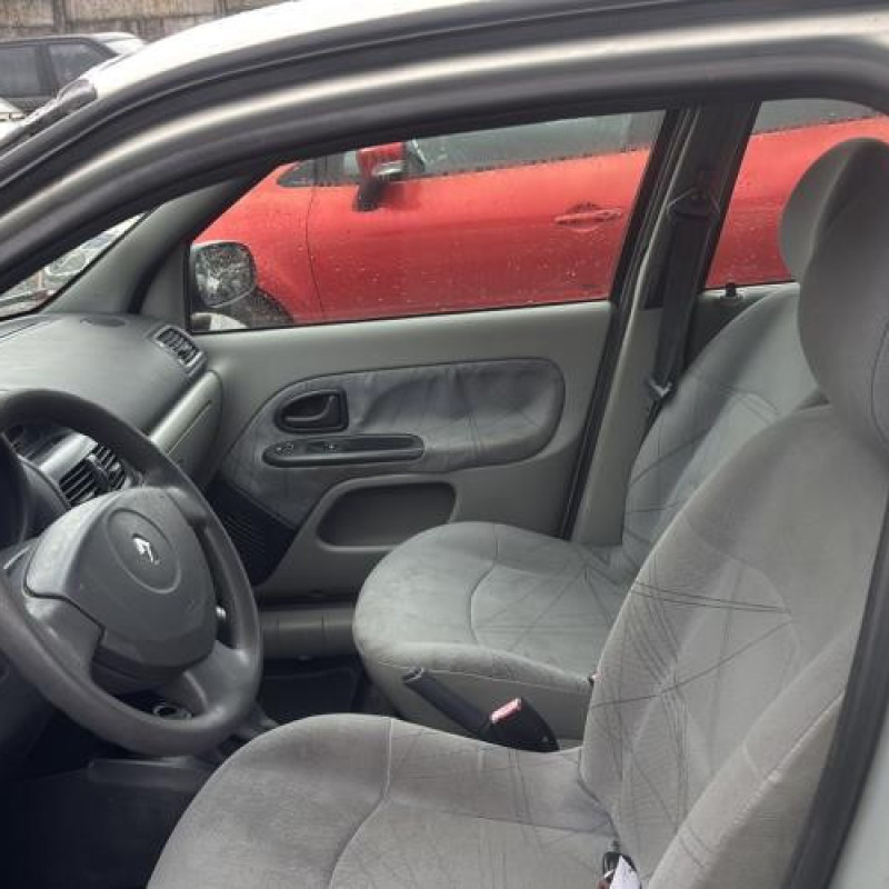 Autoradio d'origine RENAULT CLIO 2 Photo n°16