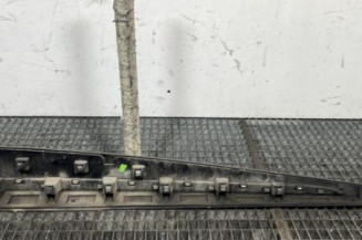 Baguette de porte avant gauche RENAULT CLIO 4