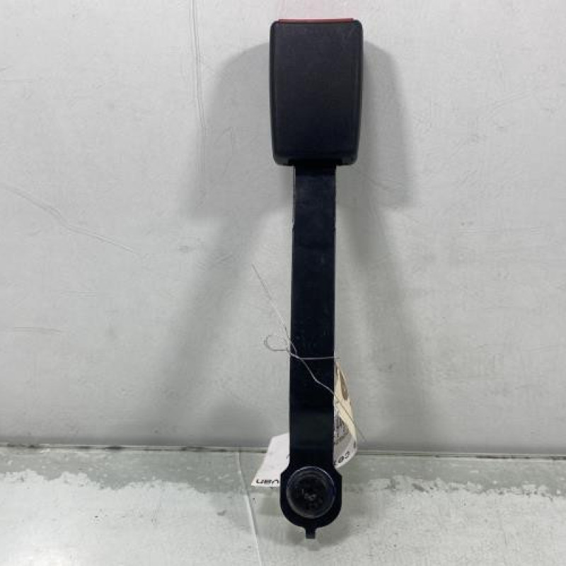 Attache ceinture avant droit RENAULT CLIO 3 Photo n°2