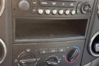 Leve vitre electrique avant droit CITROEN BERLINGO 2