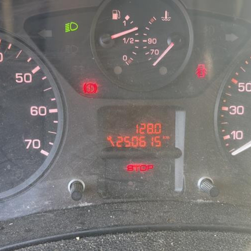 Compteur PEUGEOT PARTNER 2 Photo n°16