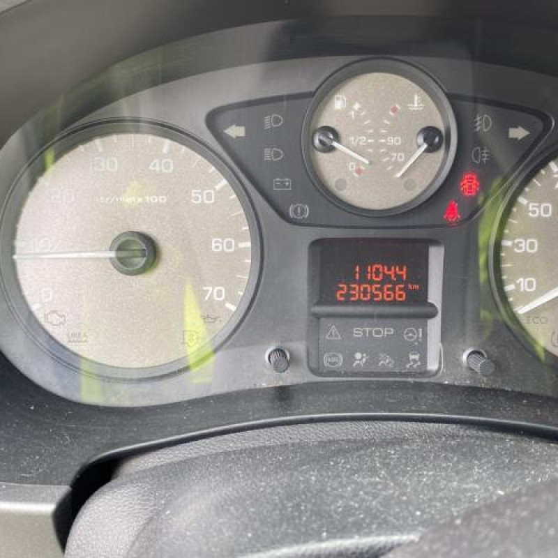 Leve vitre electrique avant droit PEUGEOT PARTNER 2 Photo n°18