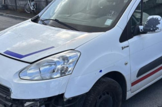 Leve vitre electrique avant droit PEUGEOT PARTNER 2 Photo n°1