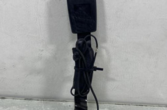 Attache ceinture avant gauche VOLKSWAGEN POLO 5