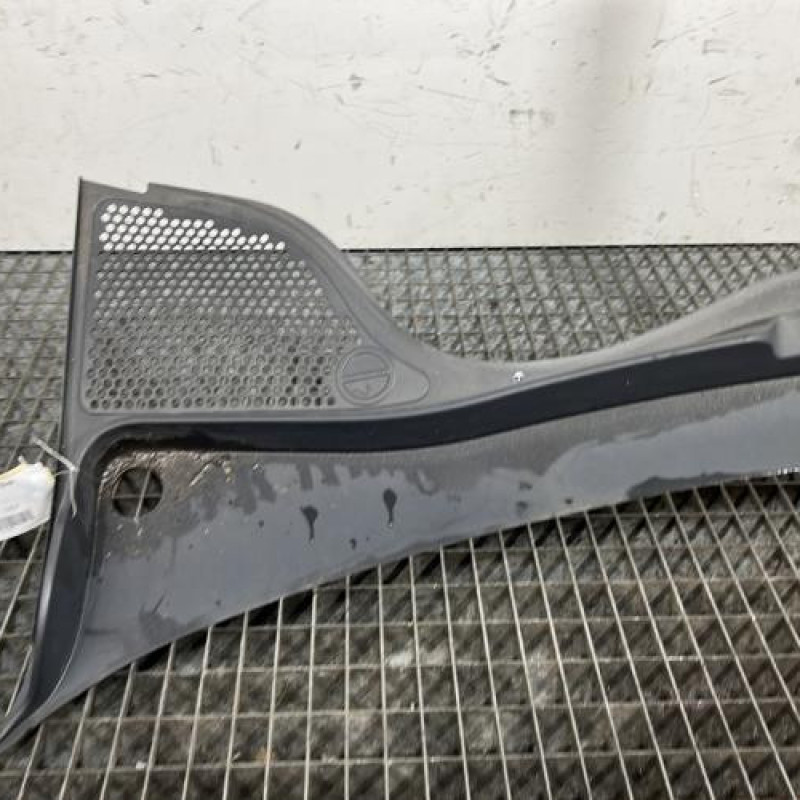 Baie de pare brise VOLKSWAGEN POLO 5 Photo n°2