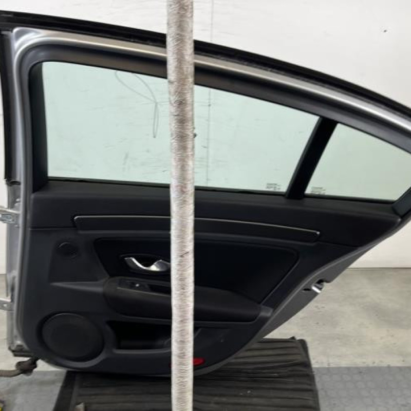 Porte arriere droit RENAULT LAGUNA 3 Photo n°7