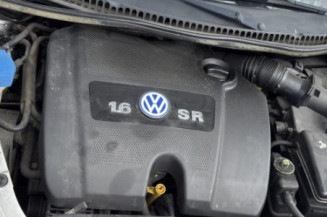 Attache ceinture avant droit VOLKSWAGEN NEW BEETLE 1