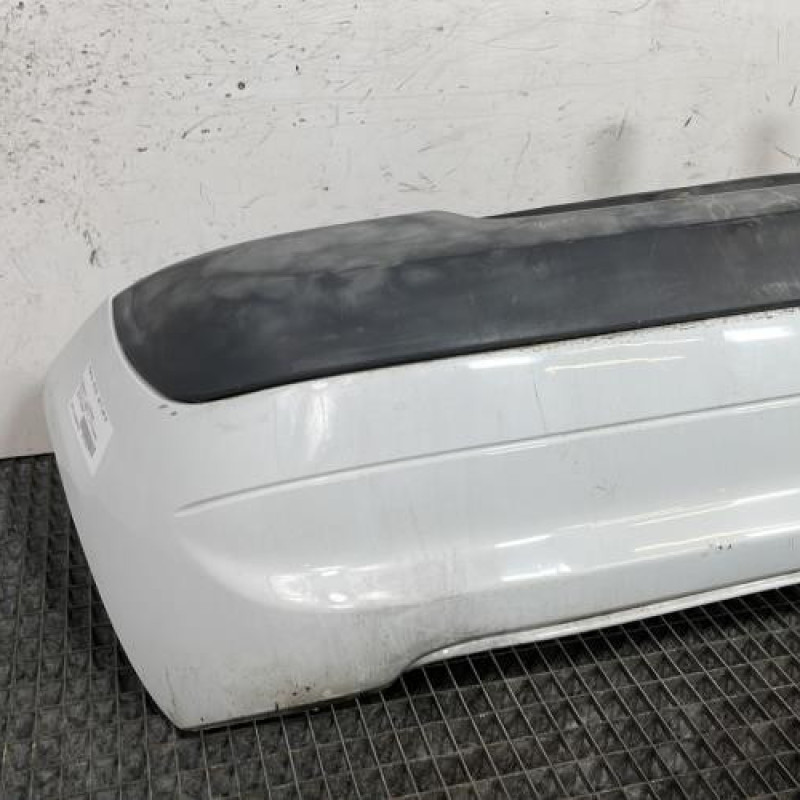 Pare choc arriere RENAULT CLIO 2 Photo n°1