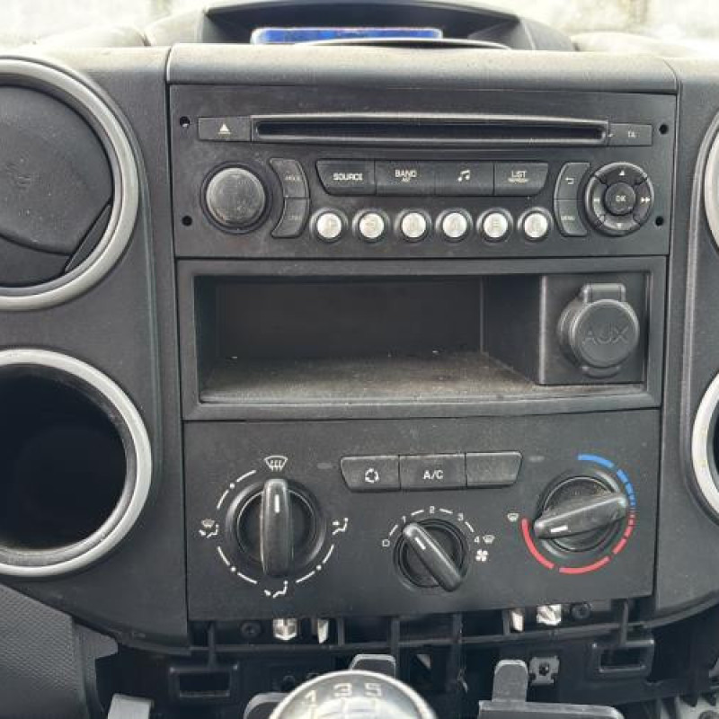 Leve vitre electrique avant droit CITROEN BERLINGO 2 Photo n°15