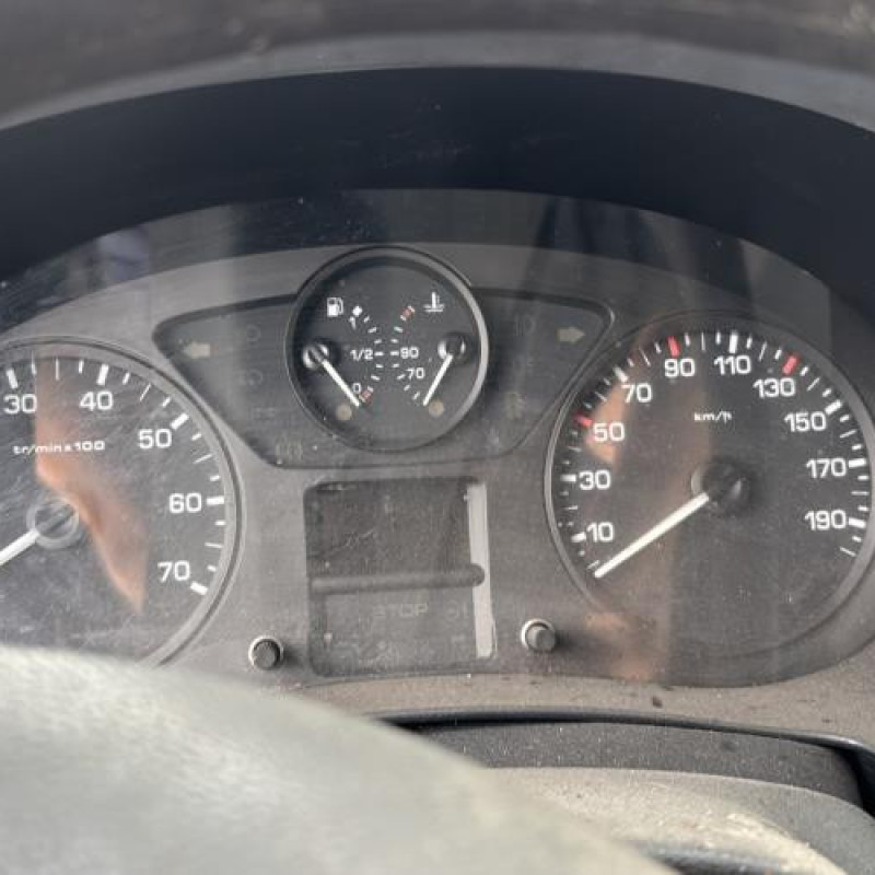 Leve vitre electrique avant droit CITROEN BERLINGO 2 Photo n°17