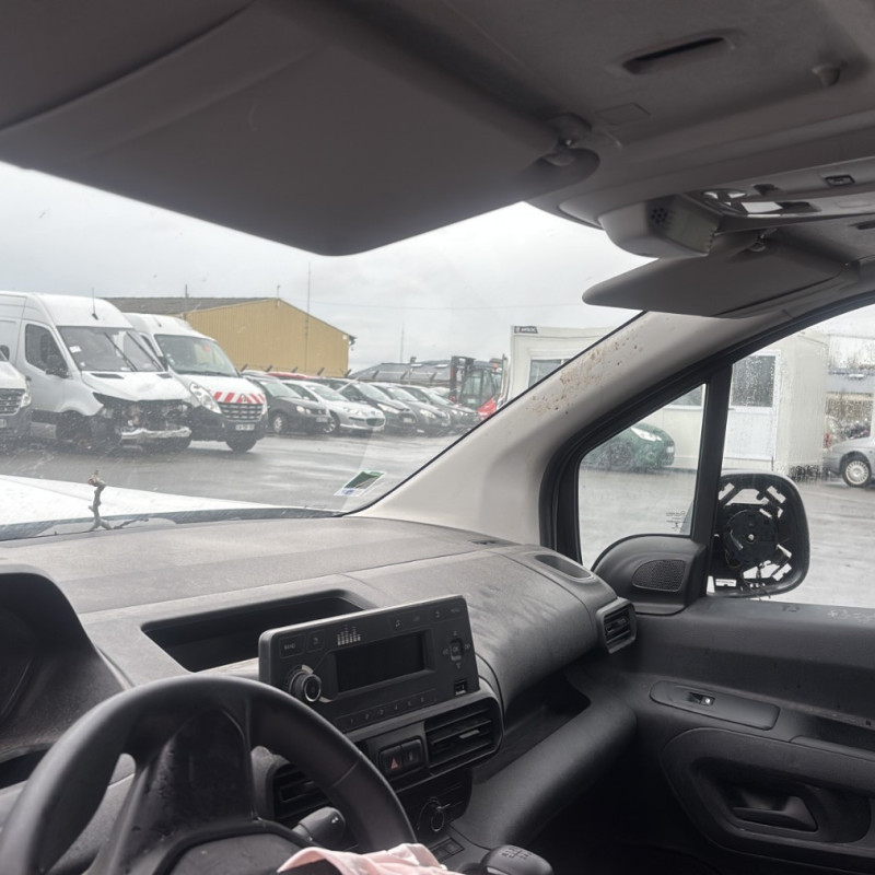 PEUGEOT PARTNER 3 PHASE 1 1.5 BLUE HDI - 16V TURBO Photo n°15