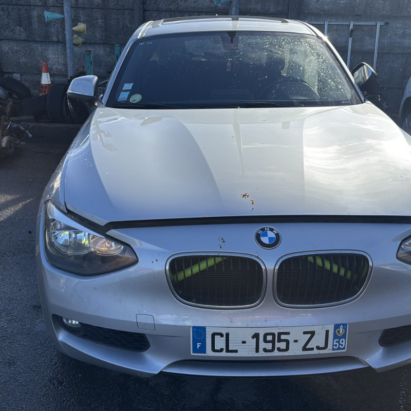 BMW SERIE 1 F20 PHASE 1 120d 2.0D - 16V TURBO Photo n°7
