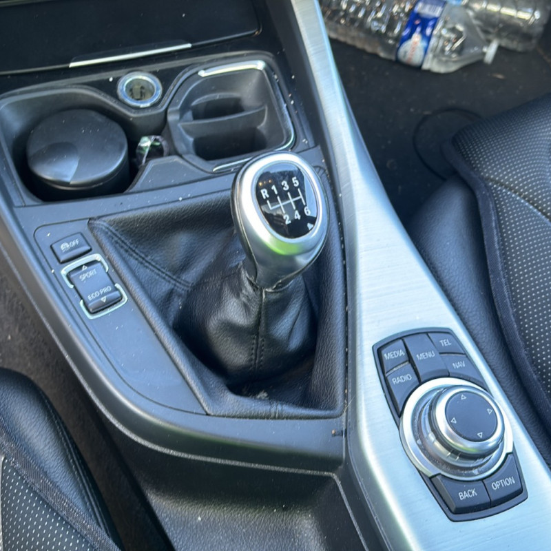 BMW SERIE 1 F20 PHASE 1 120d 2.0D - 16V TURBO Photo n°16