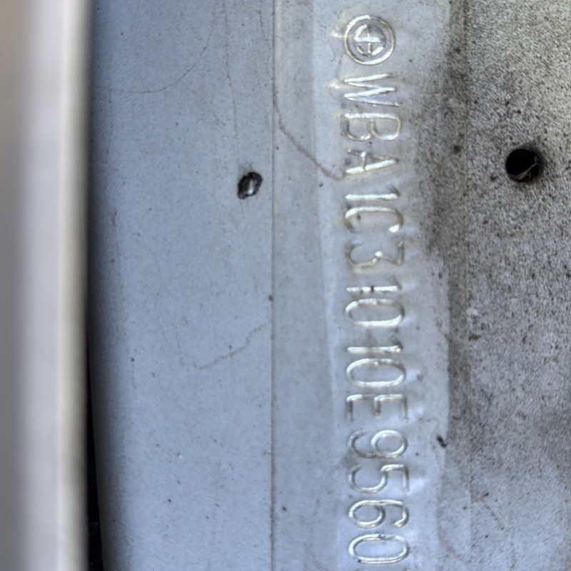 BMW SERIE 1 F20 PHASE 1 120d 2.0D - 16V TURBO Photo n°22