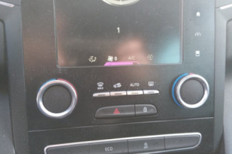 RENAULT MEGANE 4 PHASE 1 1.3i - 16V TURBO TCE 140