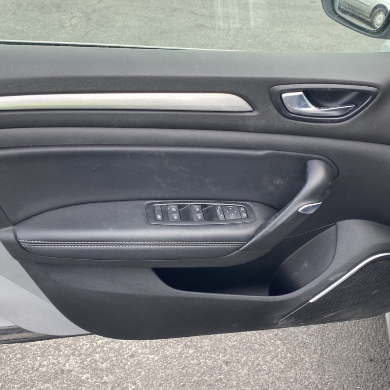 RENAULT MEGANE 4 PHASE 1 1.3i - 16V TURBO TCE 140 Photo n°19