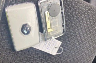 RENAULT MEGANE 4 PHASE 1 1.3i - 16V TURBO TCE 140