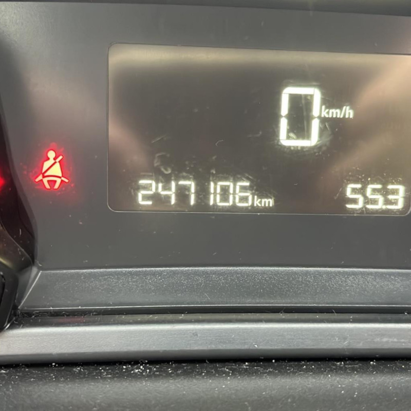 PEUGEOT 308 2 PHASE 1 1.6 BLUE HDI - 8V TURBO Photo n°9