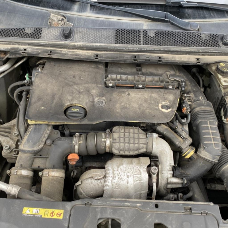 PEUGEOT 308 2 PHASE 1 1.6 BLUE HDI - 8V TURBO Photo n°19